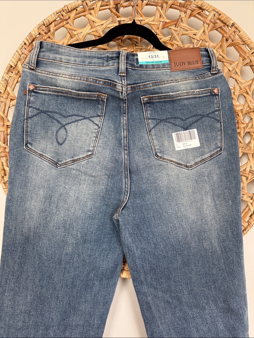 Judy Blue Women’s High Rise Blue Denim Jeans - Picture 7 of 14